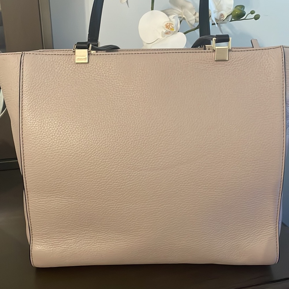 Kate Spade Tan/Black Bow Handbag - Picture 3 of 9